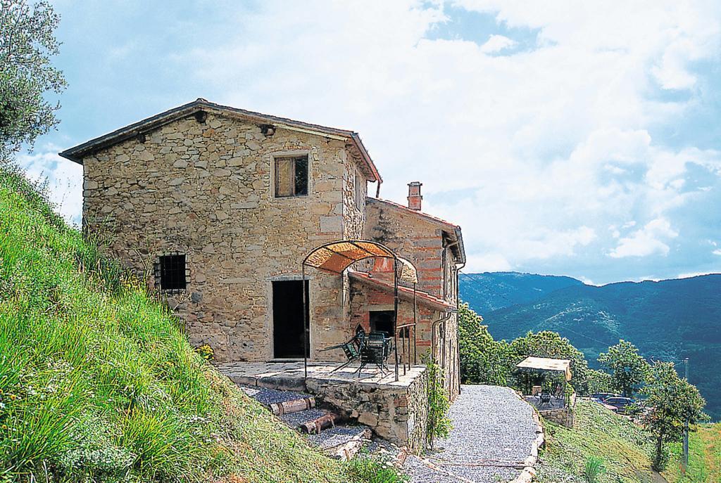 Ferienwohnung Fattoria Di Pietrabuona Pescia Exterior foto